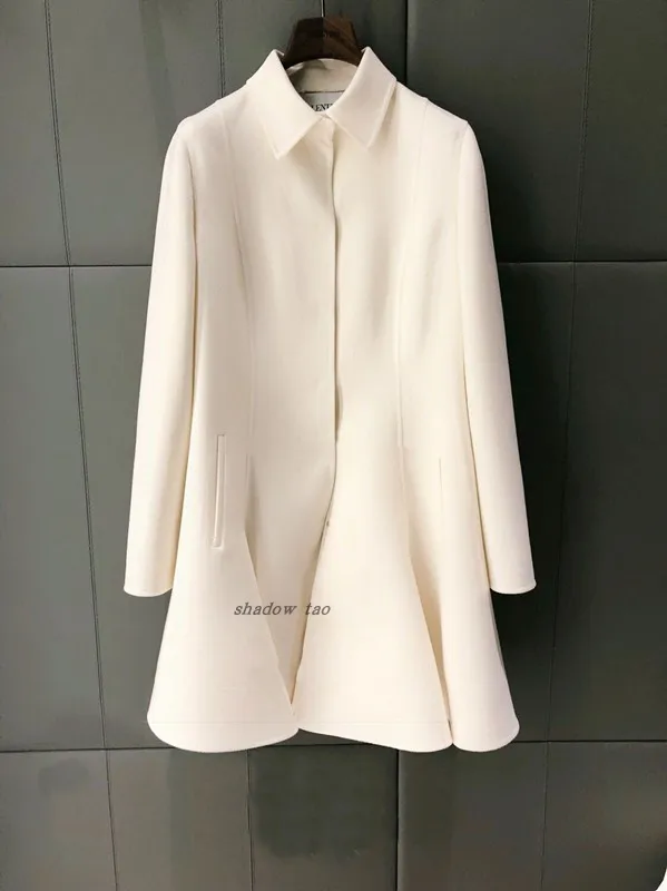 

2018 high-end quaity luxury runway 100% wool slim-waist fit long coat fashion designer white elegant winter thick warm overcoat