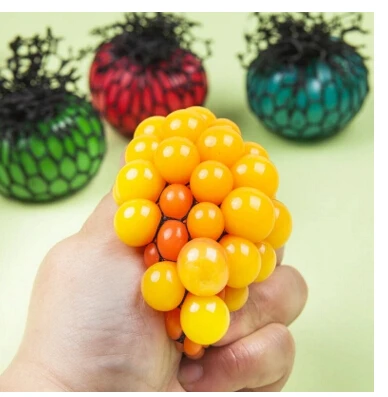 

1 pcs Reliever Anti-Stress Toy Vent the Grape Ball to Pinch the Grapes Relief Healthy Funny Tricky Gift Toys for Children