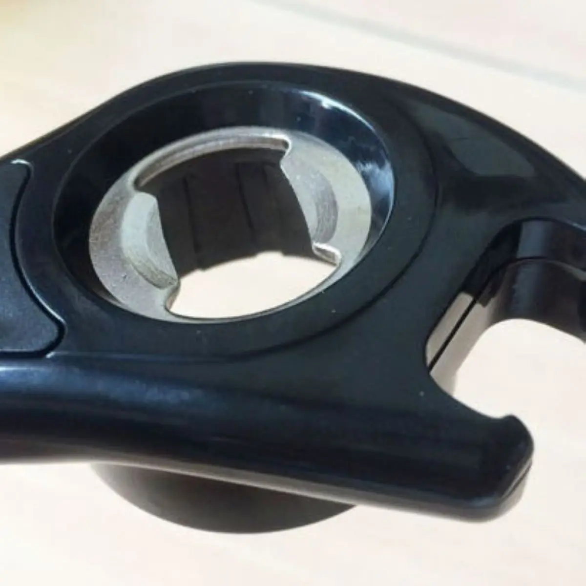 JX-LCLYL 5 in 1 Multifunctional Bottles Jars Cans Manual Opener Tool Gadget Home Kitchen