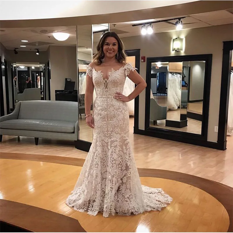 

Vintage 2019 Wedding Dresses Off The Shoulder Lace Bridal Gowns Sheath Style Cap Sleeves Vestido De Noiva Custom Wedding Gown