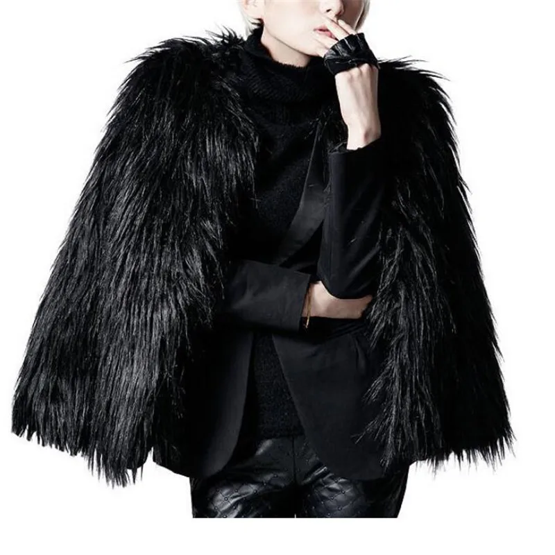 шубка с длинным ворсом. шуба искусственная пушистая. шуба vero moda искусственная. короткая шуба с длинным ворсом. пальто из искусственного меха с длинным ворсом.