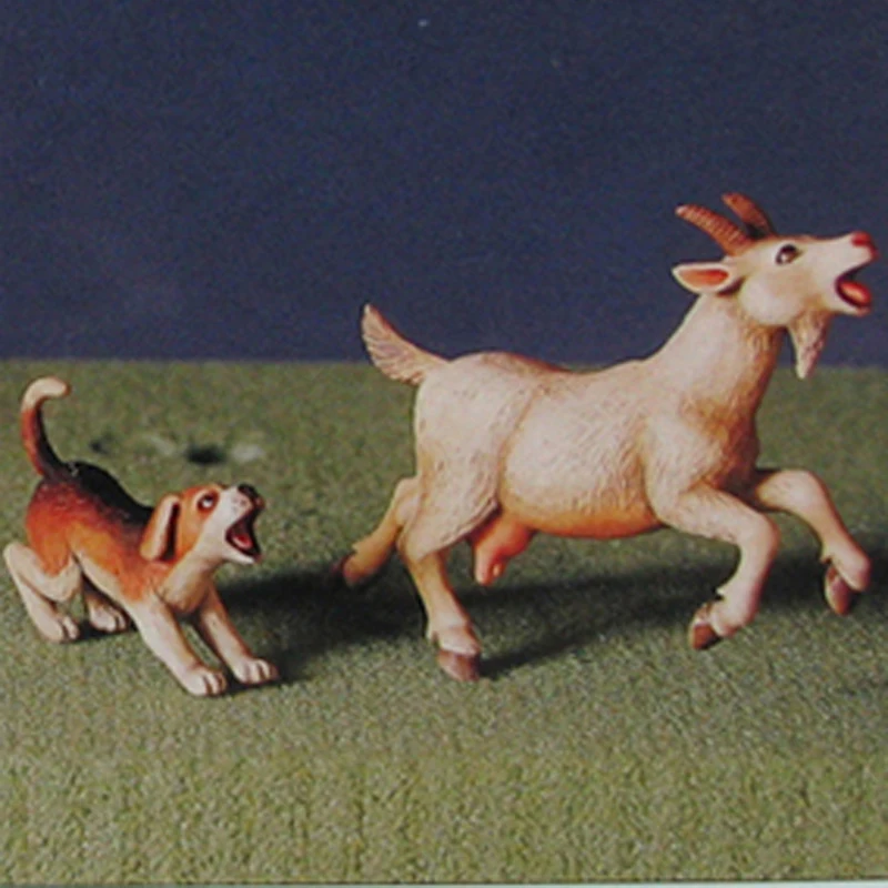

Toy 1/35 Resin Models Soldier Running Sheep And Dogs Resin Model Free Shipping