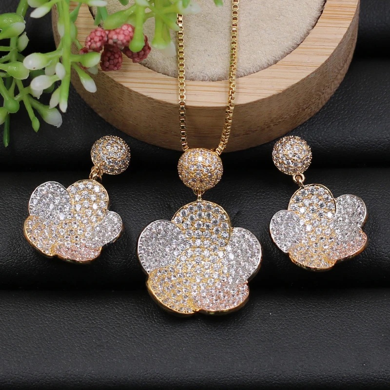 

LanRuiSha Jewelry Set Lovely Cloud Flower Cubic Zircon Micro Paved Necklace with Earrings for Girl Daily Engagement Bridal Gifts