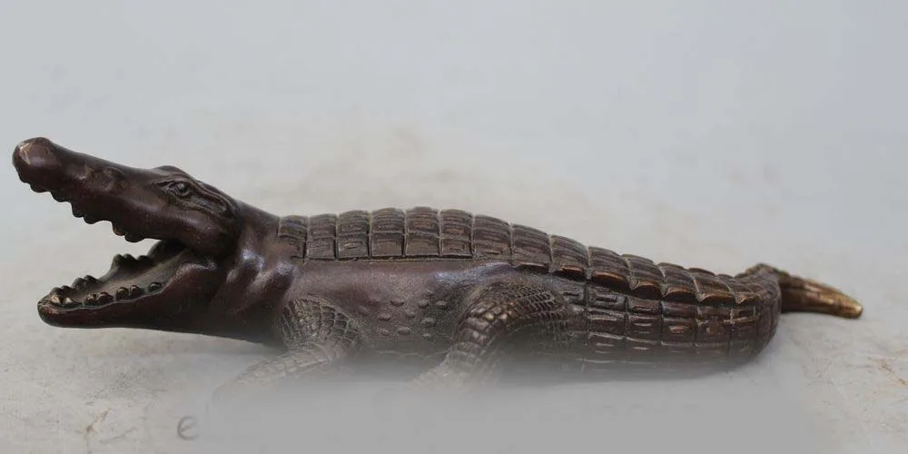 

10" China Chinese Folk Fengshui Copper Fu cayman crocodile crocodilian Statue