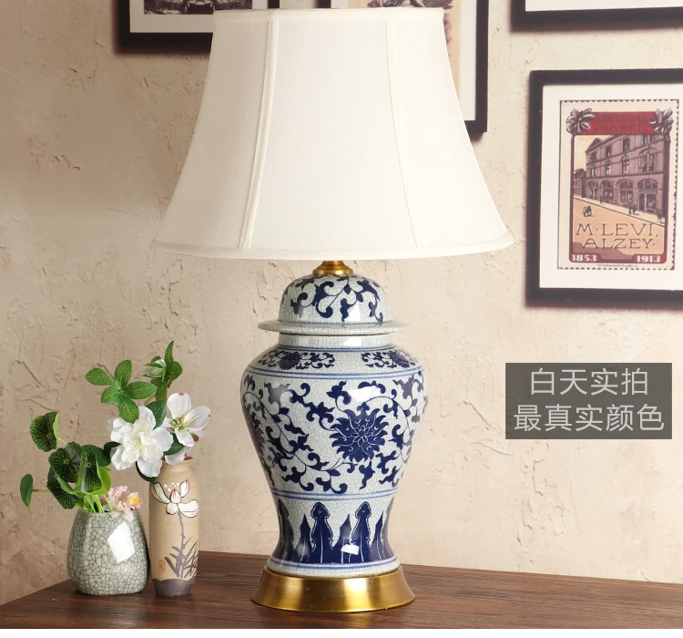 Bedroom vintage table lamp china living room Table Lamp for wedding decoration ceramic art table lamp antique blue and white (7)