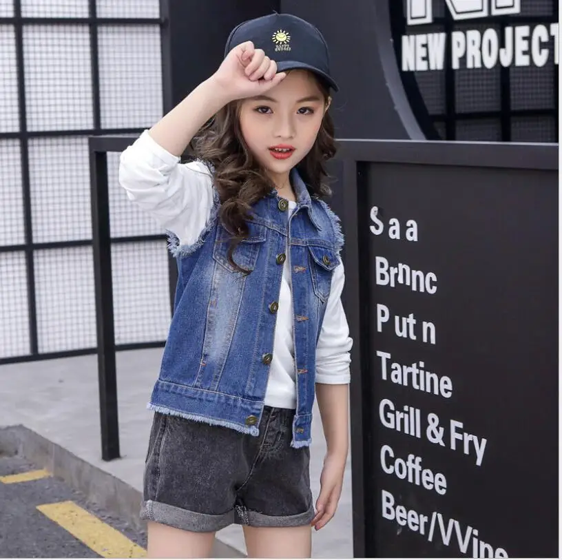 Осенние модные джинсовые жилеты в Корейском стиле для девочек Однотонные куртки ковбойский жилет без рукавов детский короткий жилет кардиган жилеты - Цвет: Model 4