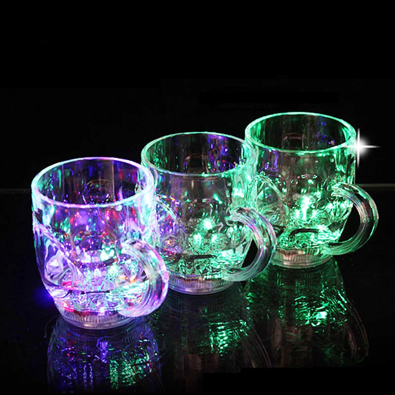 

Magic Colorful LED Beer Mug Barrel Drink Light-Up Flashing Blinking Flashing Barware Bar cup KTV Party Decoration lamps lights
