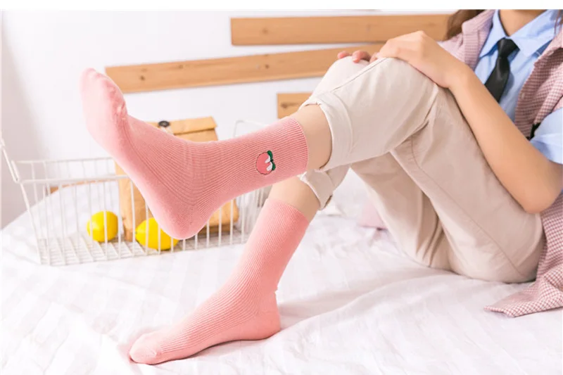 banana socks