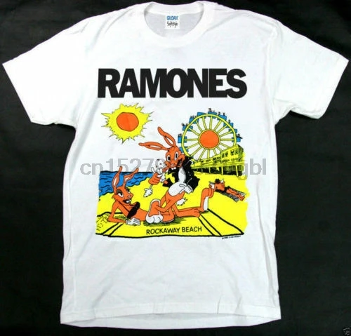 

RARE!! RAMONES Rockaway Beach t-shirt VTG John Holmstrom