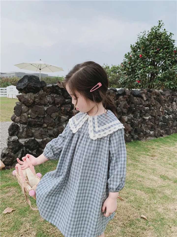 Г. Весеннее клетчатое платье в Корейском стиле для девочек детская одежда с длинными рукавами милые платья с кружевным воротником для детей от 3 до 8 лет