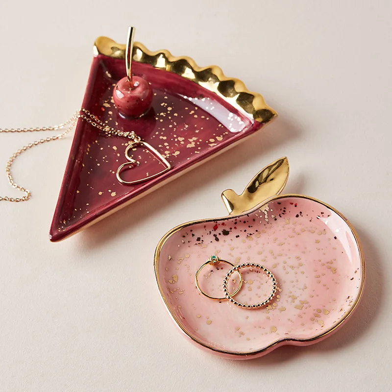 

Nordic Dressing Table Ceramic Jewelry Plate Room Nightstand Watermelon Apple Creative Pendulum Decorations Ring Necklace Tray