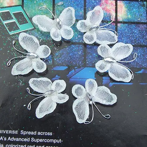 50 шт. прозрачные сетчатые Блестящие бабочки с драгоценными камнями для дома/свадьбы/вечерние украшения - Цвет: Белый