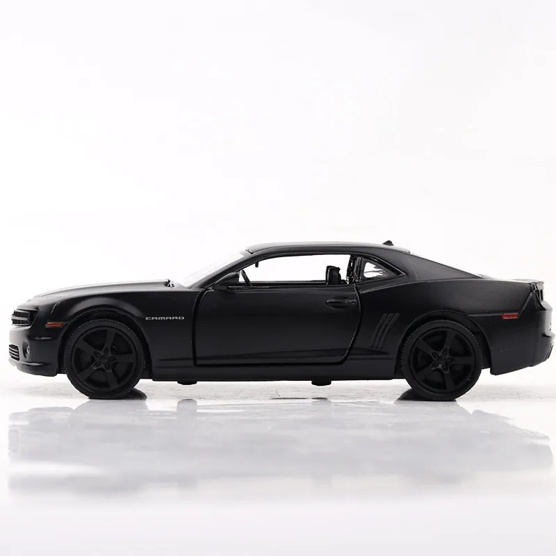 Новинка 1:32 модель автомобиля Camaro из сплава Литые и игрушечные автомобили