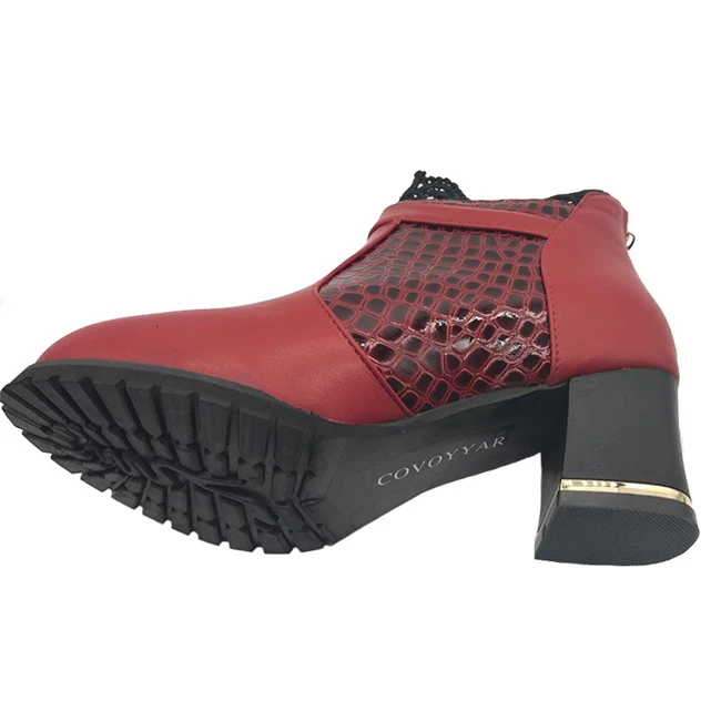 COVOYYAR/ г. Ботильоны со змеиным узором пикантные женские ботинки на толстом каблуке с кружевными манжетами осенне-зимняя модная женская обувь черного и красного цвета, WBS324