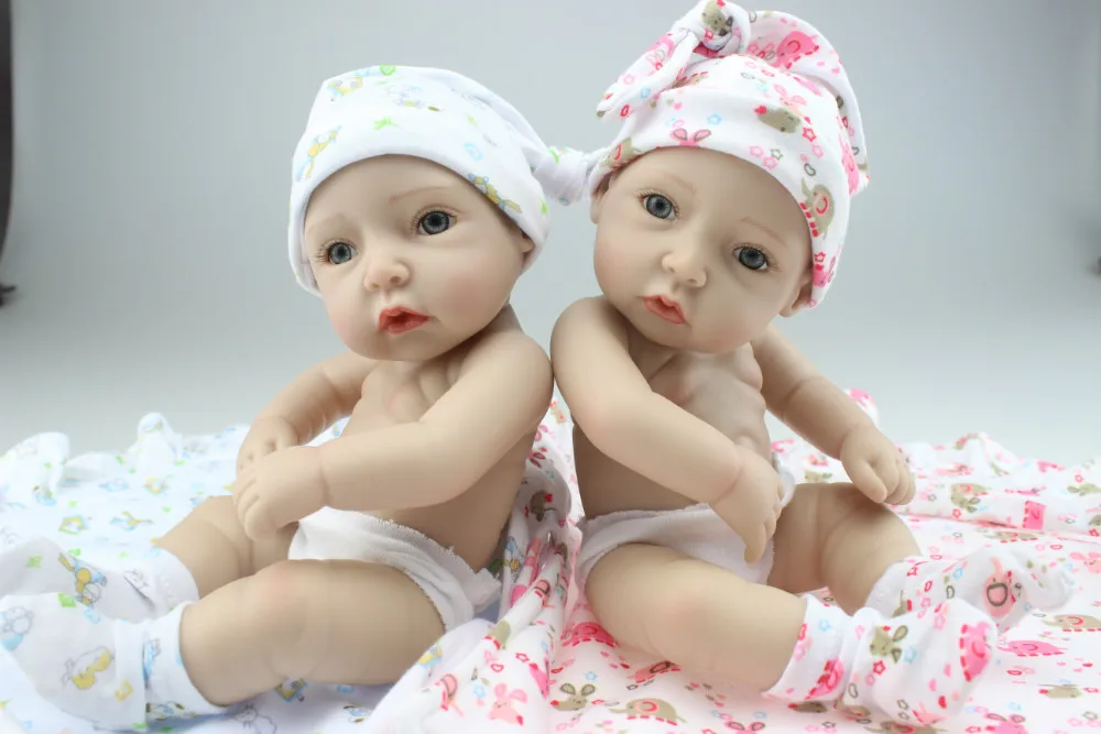 Mini Poupee Jumelle De Simulation En Silicone Jouets De Couchage Pour Bebes Adorables Petits Bebes Livraison Gratuite Aliexpress Mini Poupee Jumelle De Simulation En Silicone Jouets De Couchage Pour Bebes Adorables Petits Bebes Livraison Gratuite Aliexpress