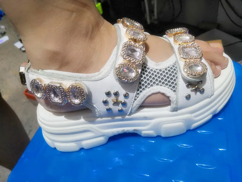 Fashion Summer Female Sport Sandals New Rhinestone Open Toe Platform Shoes Women Wedges Casual Shoes Ladies Beach Shoes