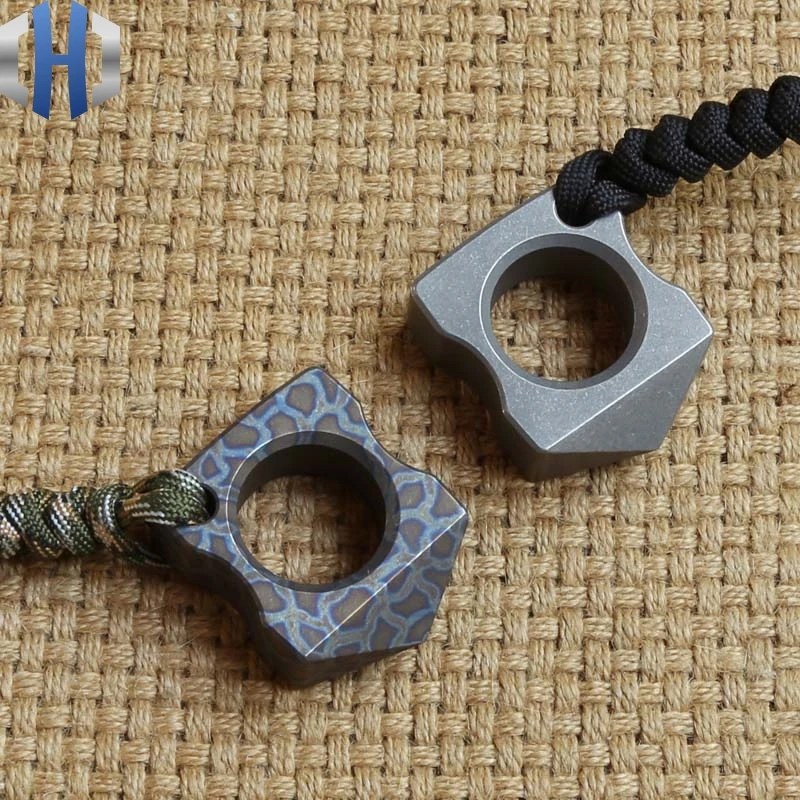 

Single Finger 15mm Thick Titanium Alloy Defense Self-defense EDC Escape Survival Window Tool