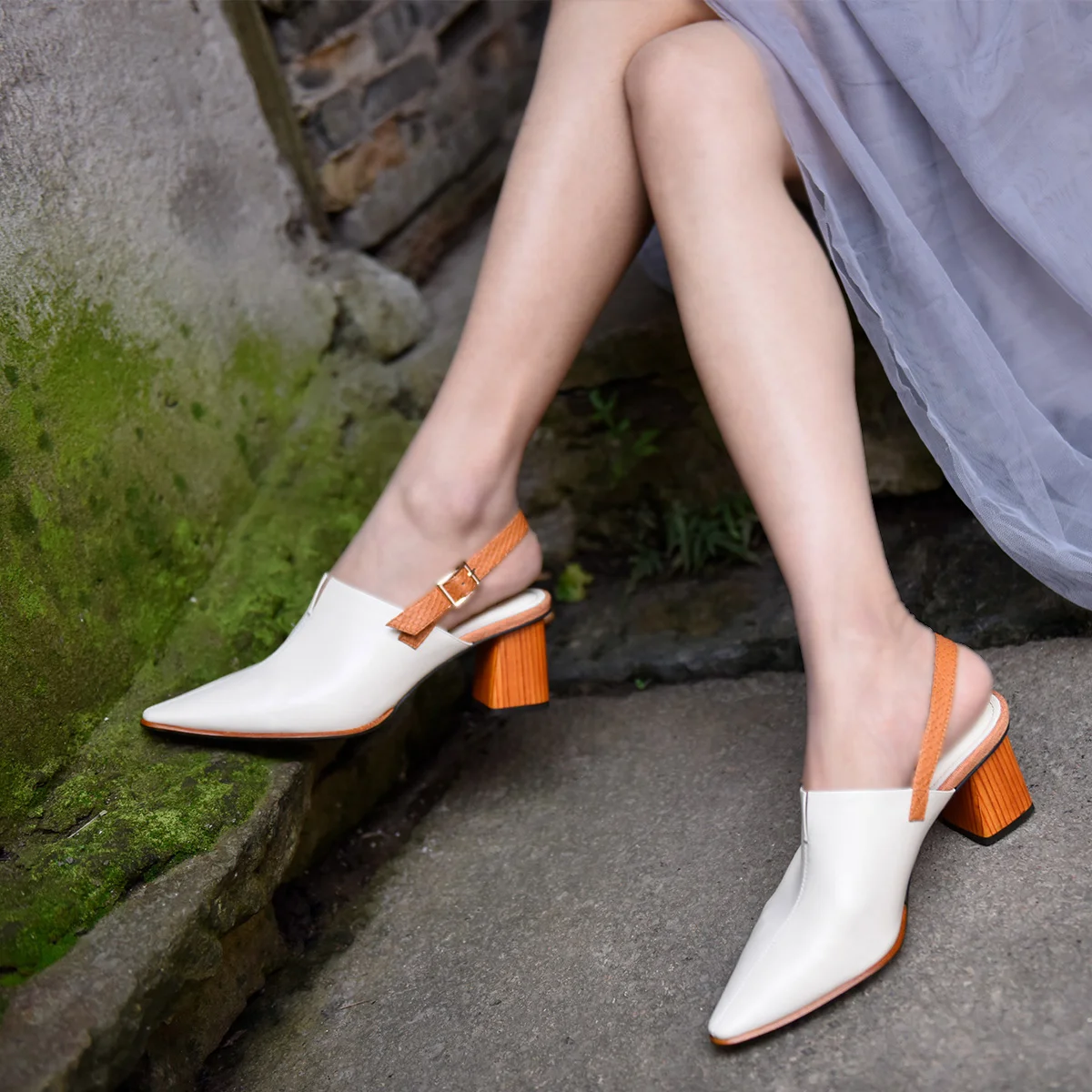 

Artmu Original Retro Coarse Heels Pointed Toe Women Sandals Genuine Leather Handmade Sandals High Heels Buckle Shoes 918-1