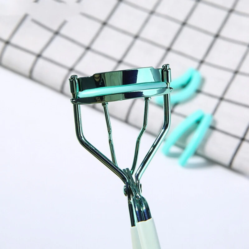 1Set Random Color Makeup Replacement Eyelash Curler Refill Silicone Pad High Elastic Quick Rebound Not Rubber 1Set Random Color Makeup Replacement Eyelash Curler Refill Silicone Pad High Elastic Quick Rebound Not Rubber