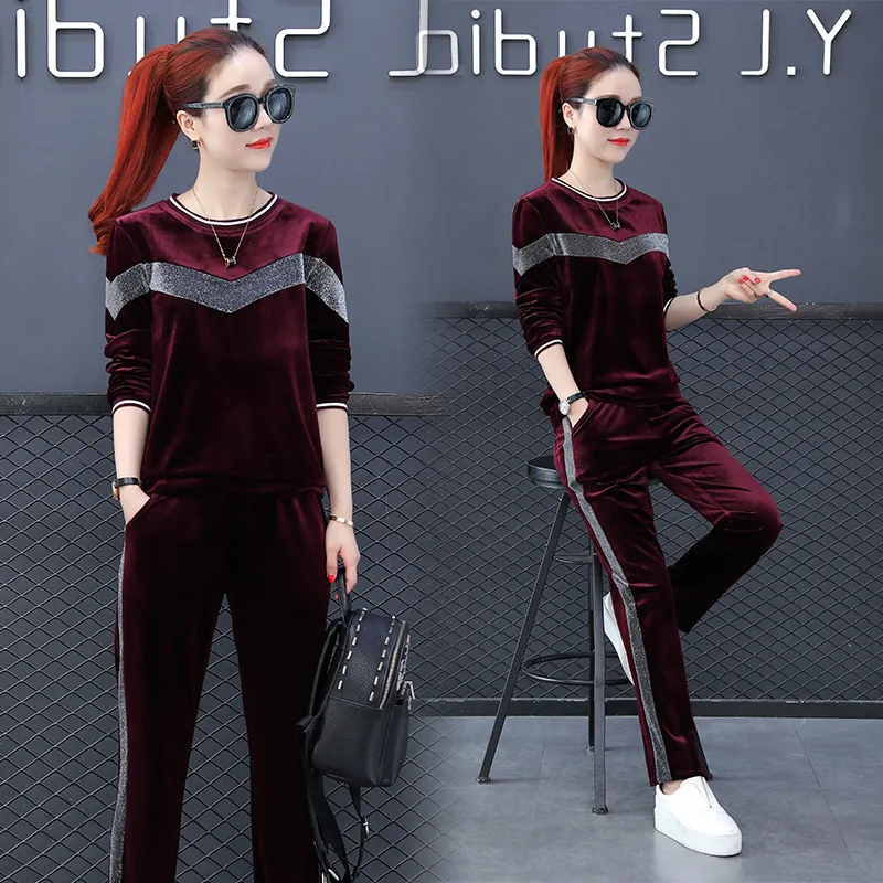 الذهب المخملية المرأة جولة الرقبة خياطة مجموعتين من الربيع والخريف الجديدة عارضة الأزياء الرياضية دعوى الإناث الذهب المخملية المرأة جولة الرقبة خياطة مجموعتين من الربيع والخريف الجديدة عارضة الأزياء الرياضية دعوى الإناث