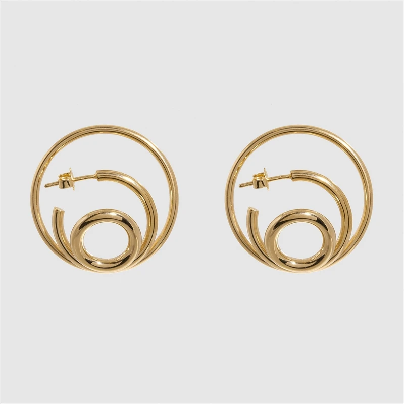 

European and American creative design of three circle earrings female exaggerated retro personality French ear nail ear
