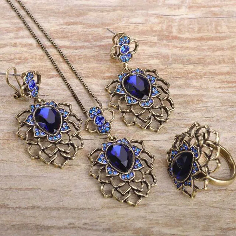 

Green Rhinestones Flower Jewelry Sets Hollow Vintage Turkish African Pendant Necklace Earring Ring Set For Bridal Women