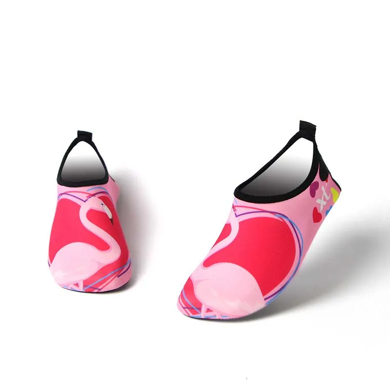 Новый Аква обувь для детей оптовая продажа, дешевые слипоны шлепанцы для Плавания для детей