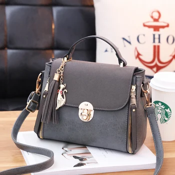 

Women Party Elegant Cover Strap Crossbody Bag Classic Casual Tassel Chains Shoulder Bag Hand-held Tote Large Capacity Handbag