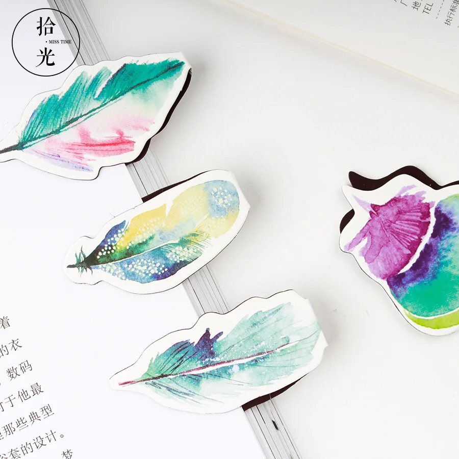 

2 pcs/pack Colored feather Magnetic Bookmarks Books Marker of Page Student Stationery School Office Supply Gift Stationery