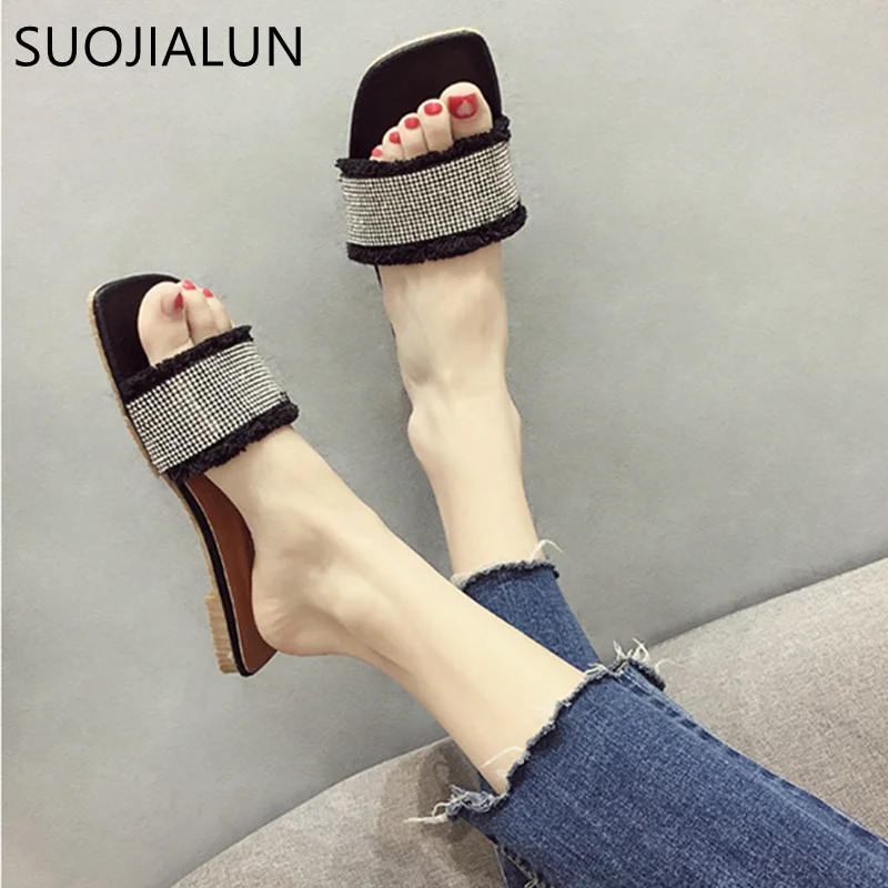 

SUOJIALUN New Women Slippers Fashion Crystal Slides Flat Women Shoes Beach Flip Flops Flat With Leisure Slides Shoes