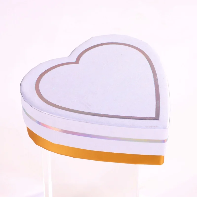 New Heart-shaped Eye Shadow Bronzers & Highlighters Blush Multifunction Brighten Maquiagem Eyeshadow Pallete Make Up