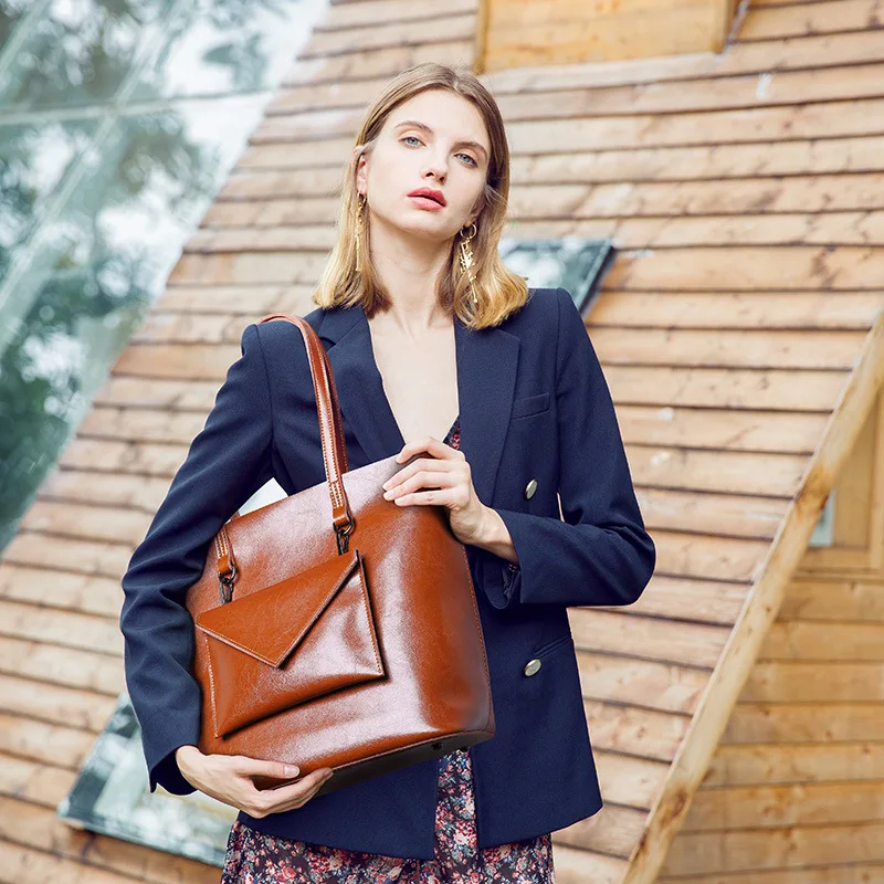 Fashionable luxury oil wax cowhide large capacity bucket design tote bag exquisite sewing line decoration women leather handbags