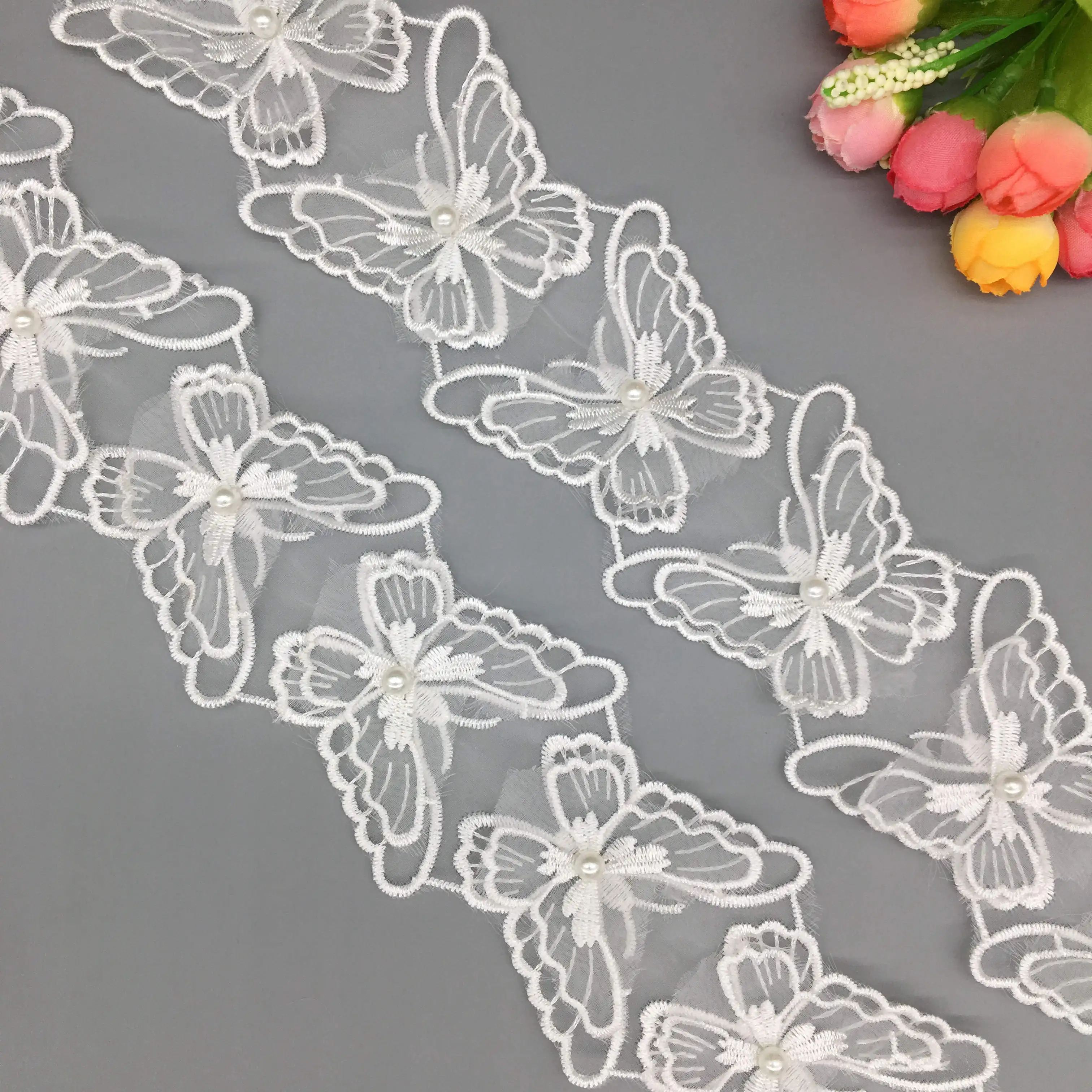 

20x жемчужные бусины 3D бабочки вышитые цветочные кружева отделка Цветочная аппликация ткань лента швейное ремесло свадебное платье 6x5 см