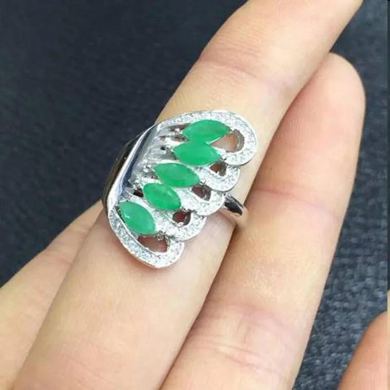 

Jewelry Anillos Qi Xuan_Fashion Jewelry_Colombia Green Stone Fashion Rings_S925 Solid Silver Woman Rings_Factory Directly Sales