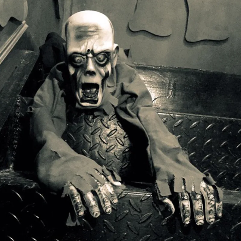 

Creeping Halloween Ghost Horror Props Festive Supplies Scary Creepy Halloween Ghost Reaper Skull Ghost Horror Halloween Ghosts