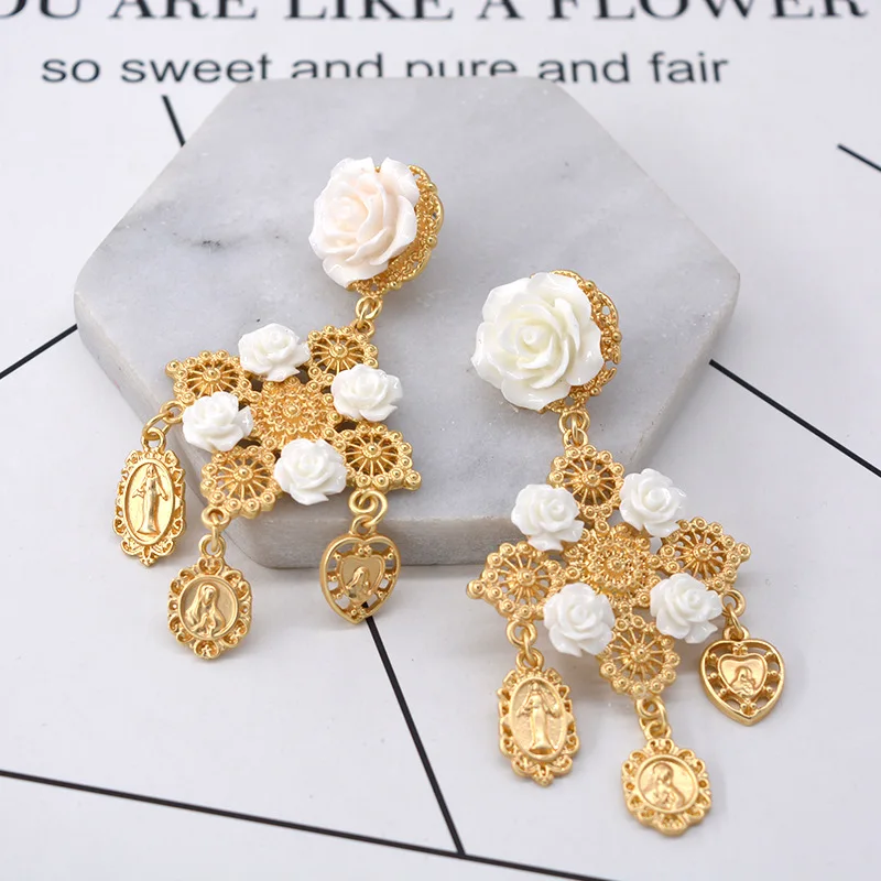 

Cute Baroque Coin Magnetic Flower Big Earrings Exaggerated White Red Rose Flower Coins Pendant Tassel Drop Earrings Jewelry