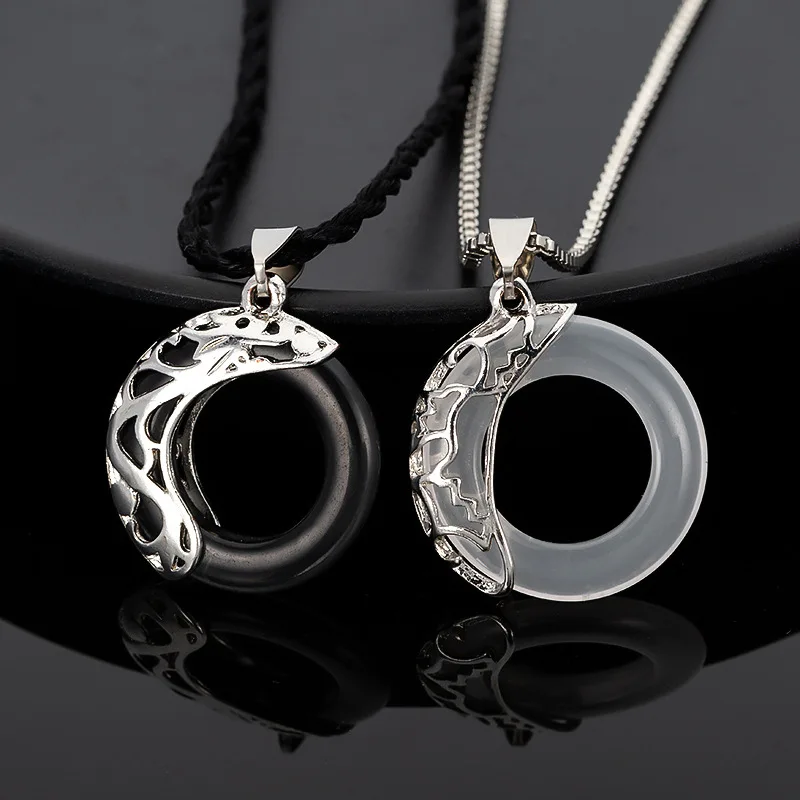 

Creative pendants Necklace retro jewelry commemorative love gift