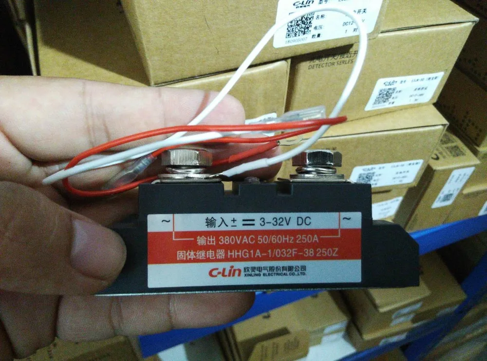 

Brand new original authentic C-Lin HHG1A-1/032F-38 250Z DC Control AC SSR-DA Solid State Relay 250A