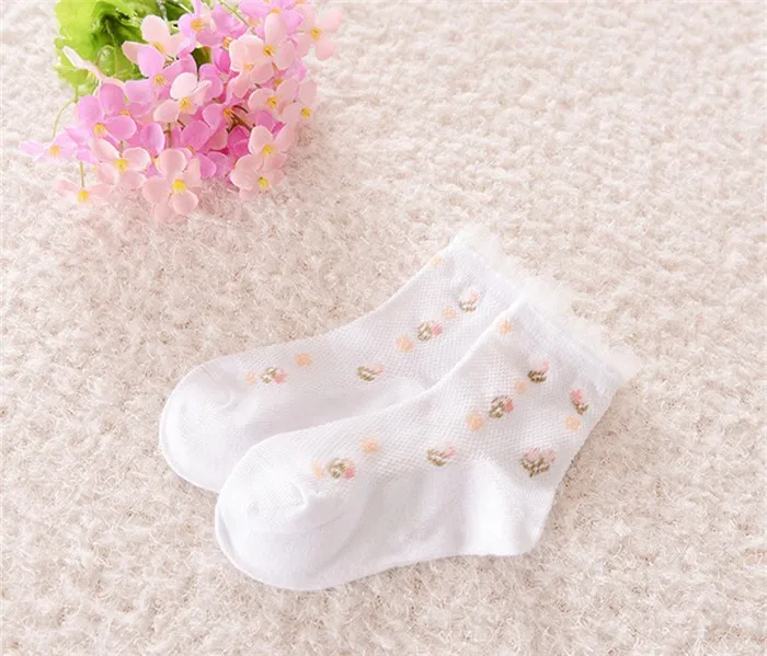Носки для девочек распродажа, новые 3 пары в партии, г., весенне-летние детские тонкие носки в сеточку с маленькими цветами для девочек кружевные A-cll-035-3