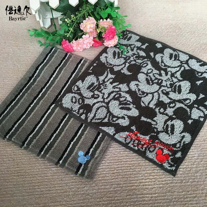 

Disney Minnie Mickey Mouse Thomas Cotton Cartoon Square Towel Handkerchief Nurse Baby Child Soft Breathable Watery Face Towe