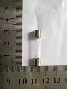 

Good quality slow- off type glass fuse 6 * 30mm 250V T15A T20A T25A T30A