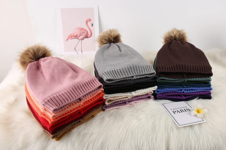 Girita-Women's- Winter- knit- hat- Skullies- Beanies- fleece- lined- Hats- crochet- Pompon- Fur- Female- Warm- Caps (1)