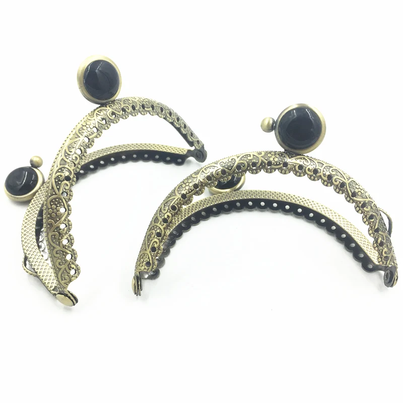 

Kiss Clasp Lock Bronze Tone Resin Glue Arch Purse Flower Pattern Frame Ruffled Round Head Luggage Bag Accessories 8.5cm 10Pcs