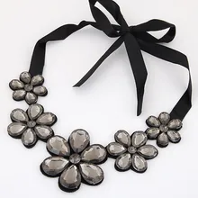 Fashion Crystal Rhinestone Flower Ribbon Power Statement Five Flower Necklace & Pendants Women Jewelry Accessories Maxi Colar