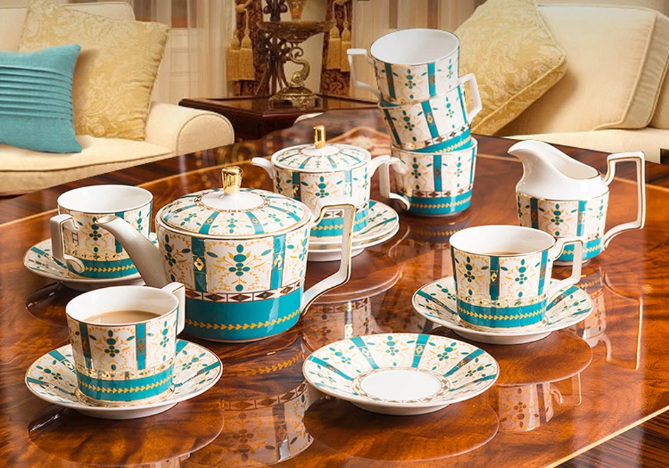 Роскошный набор кофейных чашек, высококачественный набор чайных чашек из костяного фарфора, британский послеобеденный чайный набор, вечерние чайные сервизы, свадебные подарки, домашний декор