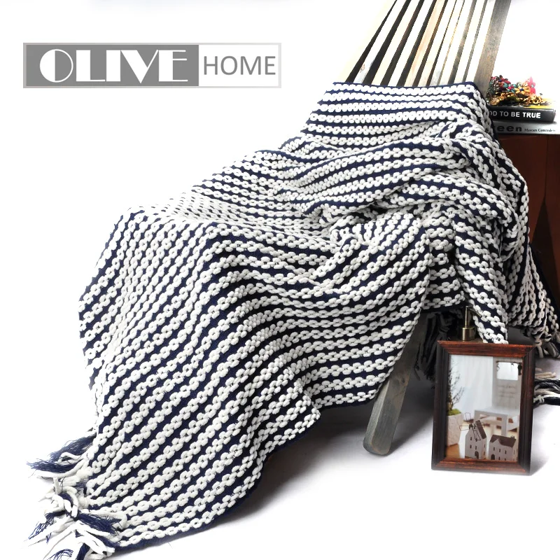 Battilo Navy and White Chain Link Knit Fashion Throw Blanket 60" x 50" in Throw from Home