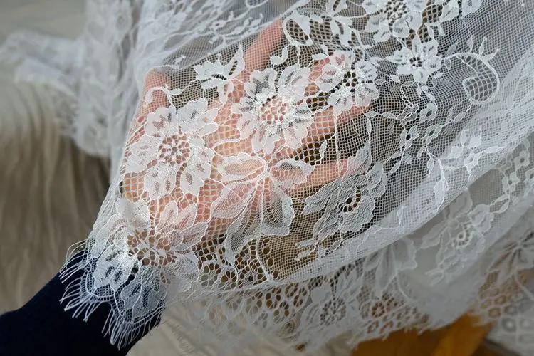LASUI 3 метра = 1 шт. 12 цветов кружево с ресничками ткань французское свадебное платье модная ткань для кожи Аксессуары C0271 - Цвет: White