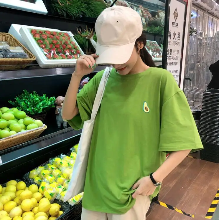 Весенне-летняя свободная футболка с короткими рукавами с фруктовой вышивкой - Цвет: Зеленый