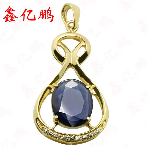 

18 k Jin Tianran sapphire pendant