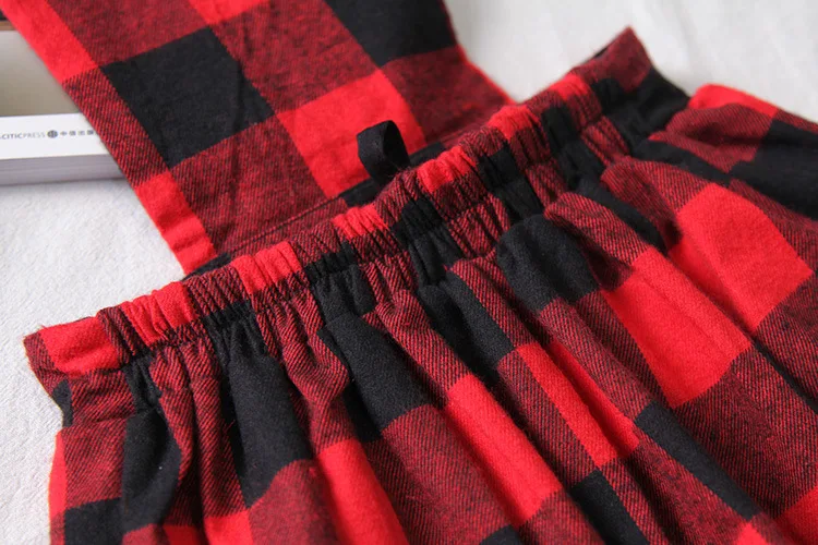 4574096667_1282019318